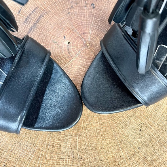 *NWOB Saturday Kate Spade | Tassel Strappy Stacked Heels Size 5.5 - Picture 12 of 16